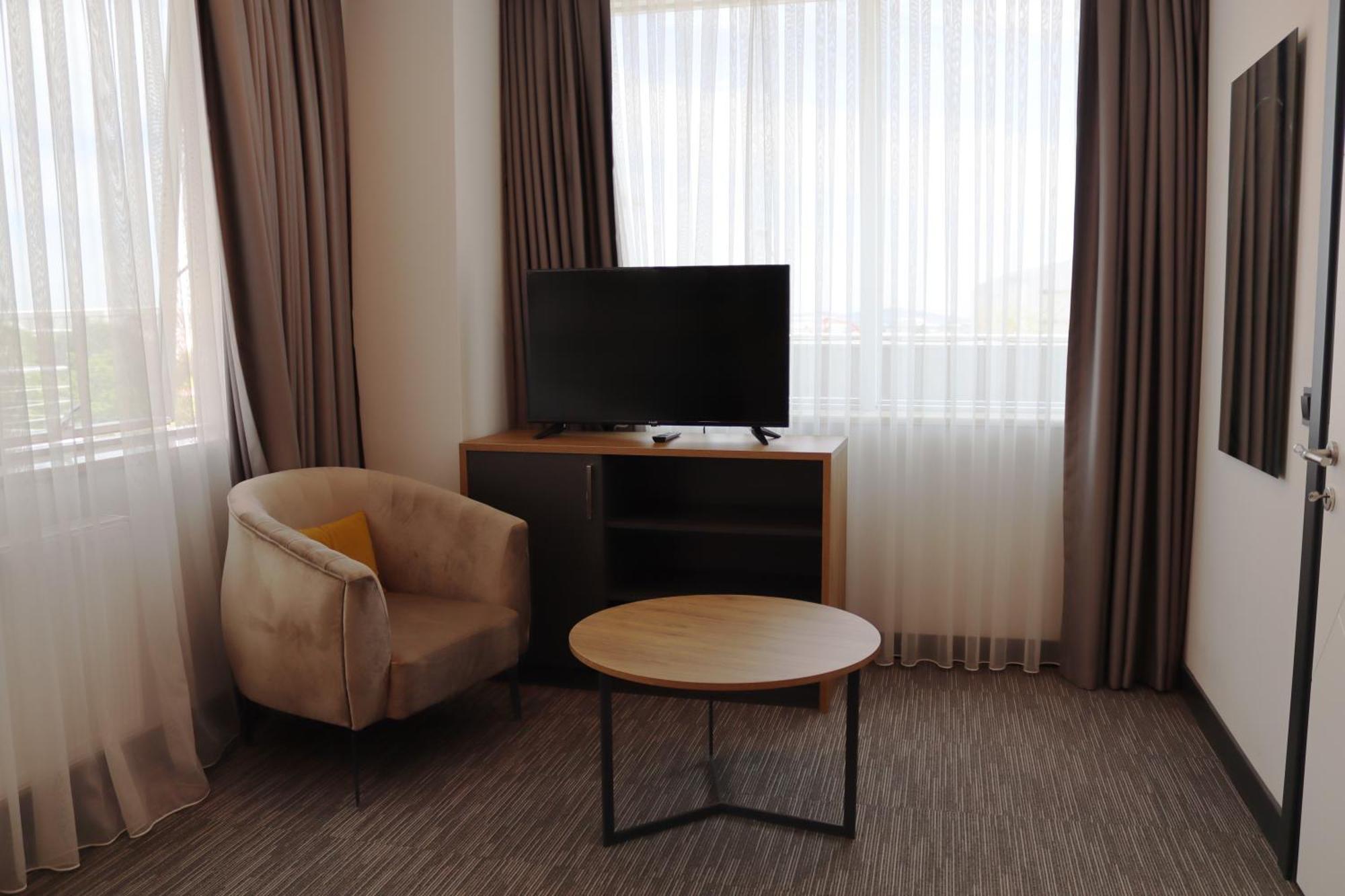 Home Plus Hotel Isztambul Kültér fotó
