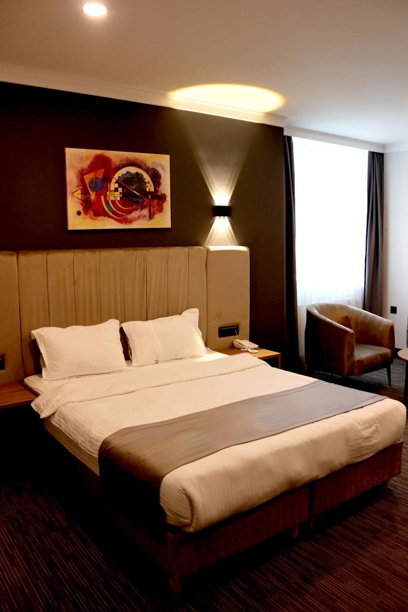 Home Plus Hotel Isztambul Kültér fotó