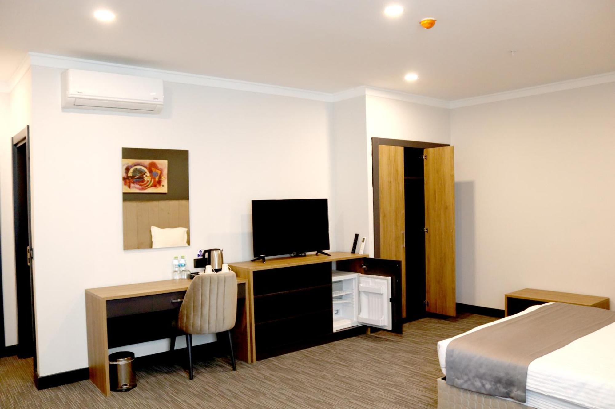 Home Plus Hotel Isztambul Kültér fotó