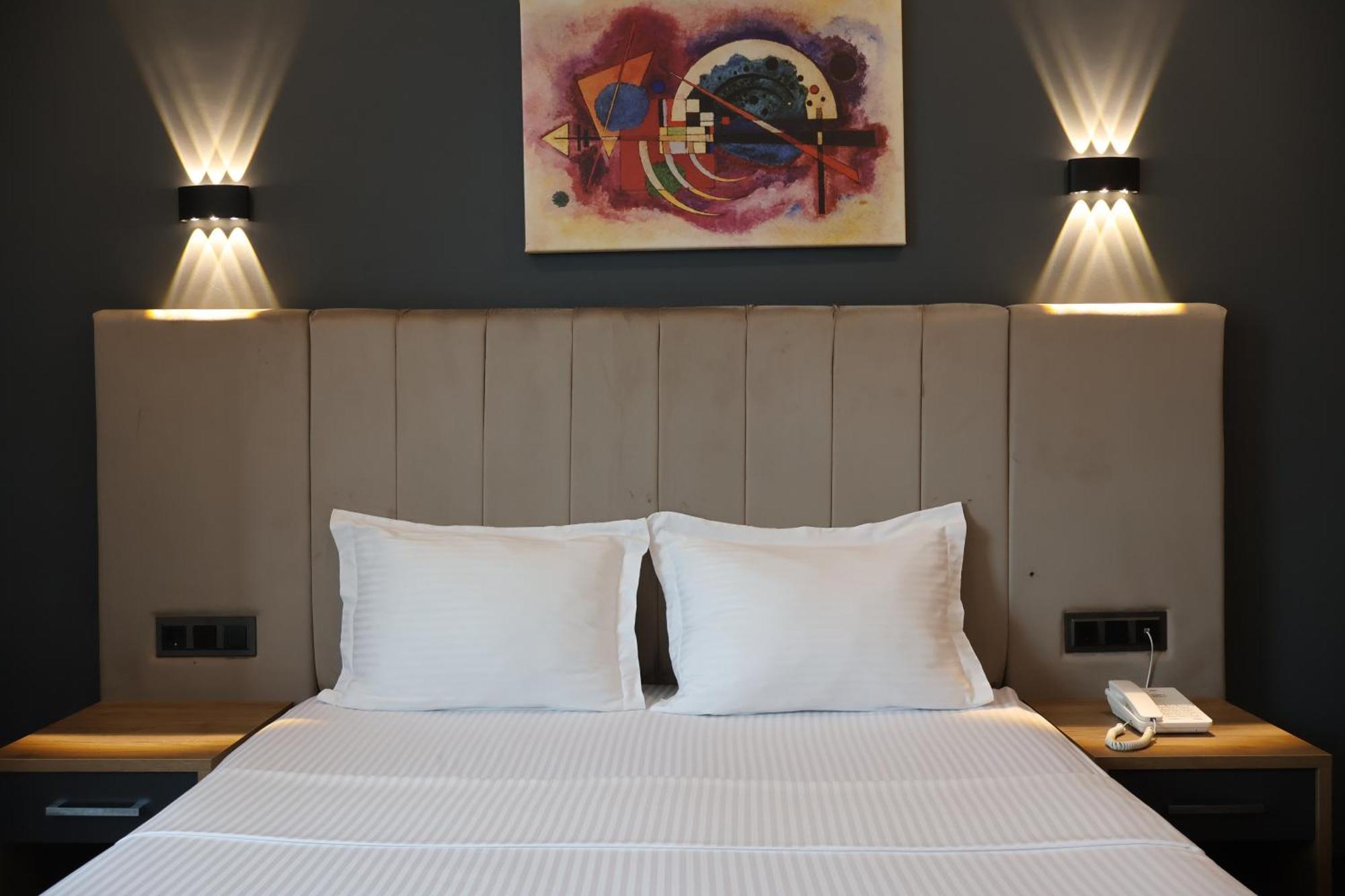 Home Plus Hotel Isztambul Kültér fotó