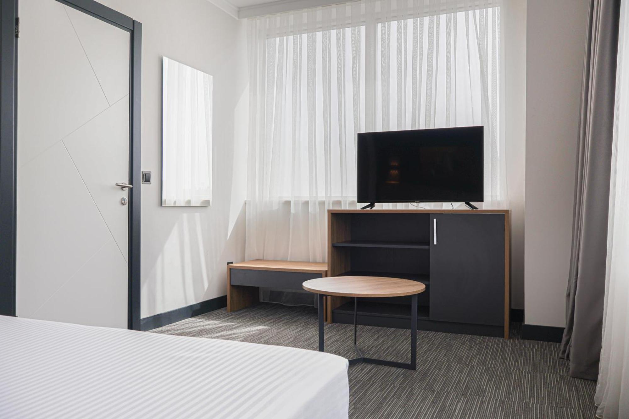 Home Plus Hotel Isztambul Kültér fotó
